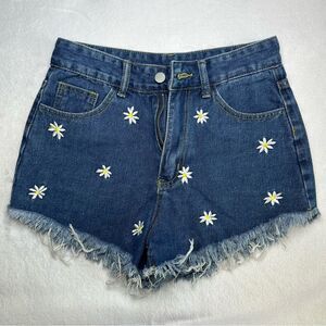 NWOT Daisy Embroidered Denim Jean Women’s Shorts Shein Size XS 2